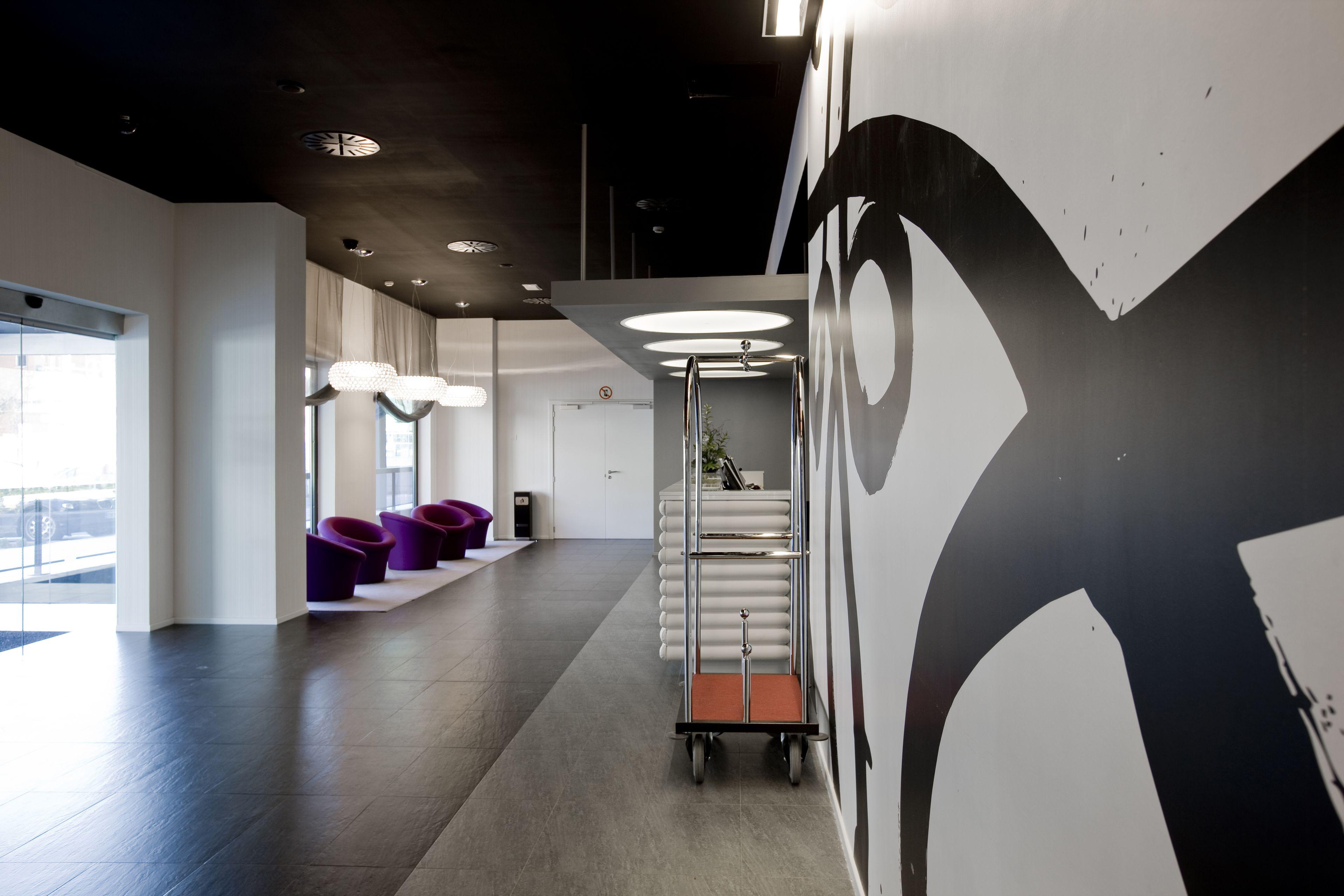 Hotel Zentral Castellana Norte — Fotky 1